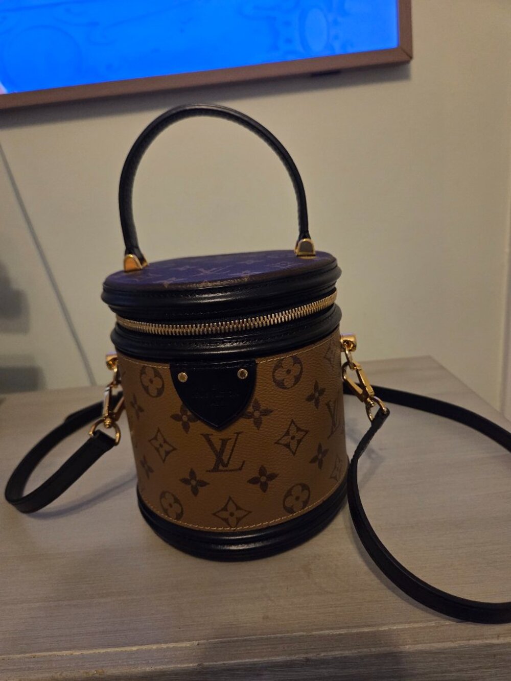 Louis Vuitton reverse monogram Cannes